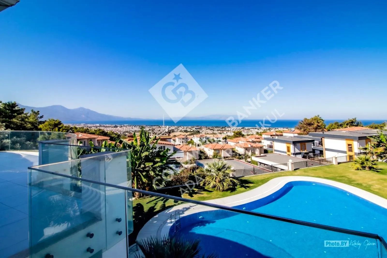 Villa Yalcin Poolfloor Kusadası